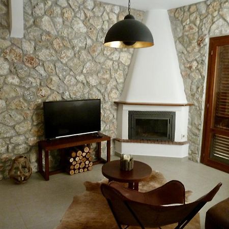 Beach House Nikiti Екстериор снимка