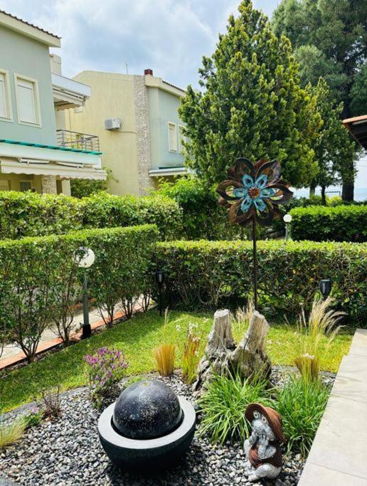 Beach House Nikiti Екстериор снимка