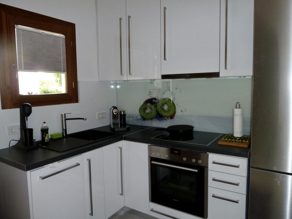 Beach House Nikiti Екстериор снимка