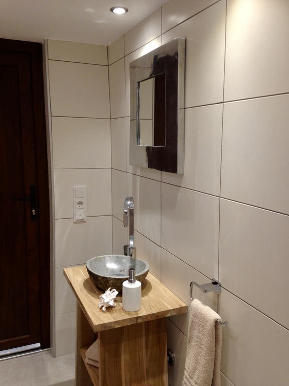 Beach House Nikiti Екстериор снимка