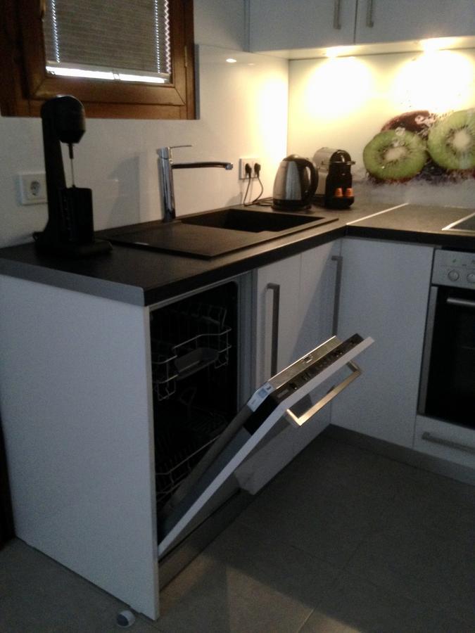 Beach House Nikiti Екстериор снимка